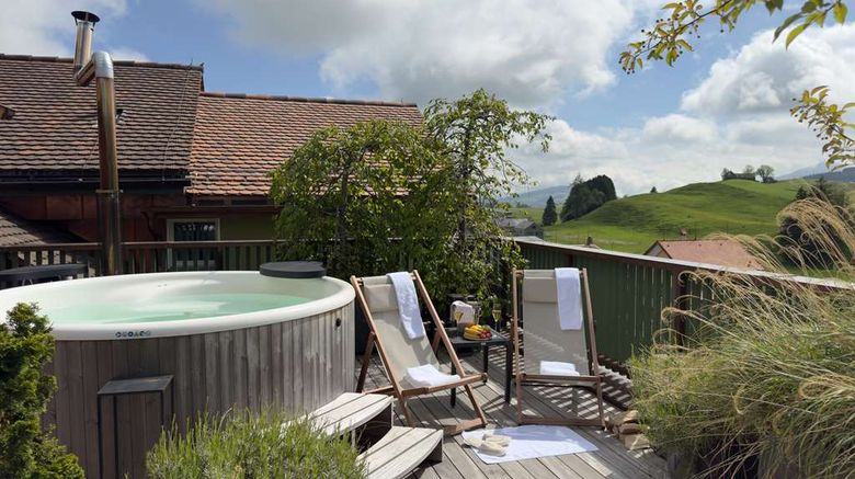 <b>Hotel Restaurant Baeren Spa</b>. Images powered by <a href="https://iceportal.shijigroup.com/" title="IcePortal" target="_blank">IcePortal</a>.