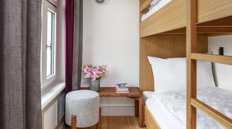 <b>Hotel Restaurant Baeren Room</b>. Images powered by <a href="https://iceportal.shijigroup.com/" title="IcePortal" target="_blank">IcePortal</a>.
