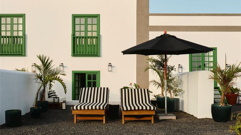 <b>Cesar Lanzarote Room</b>. Images powered by <a href="https://iceportal.shijigroup.com/" title="IcePortal" target="_blank">IcePortal</a>.