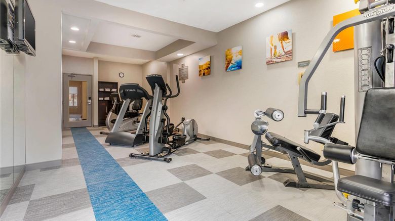 <b>Comfort Inn & Suites Health</b>. Images powered by <a href="https://iceportal.shijigroup.com/" title="IcePortal" target="_blank">IcePortal</a>.