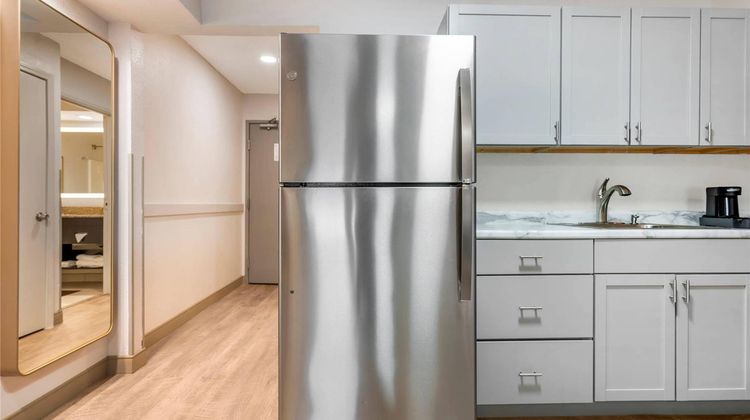 Comfort Inn & Suites Suite