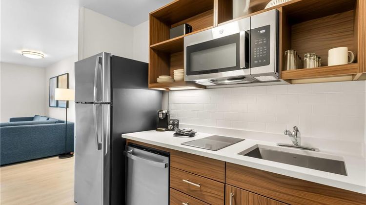Everhome Suites Cheyenne Suite