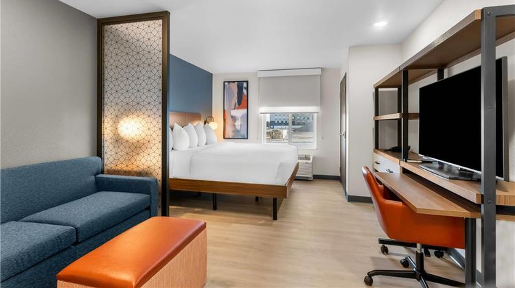 Everhome Suites Cheyenne Room