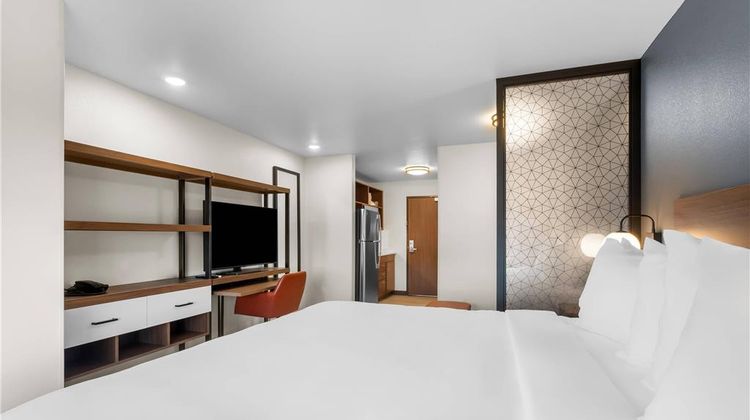 Everhome Suites Cheyenne Room