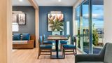 Everhome Suites Cheyenne Lobby
