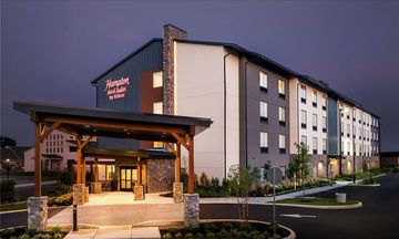 Hampton Inn and Suites Intercou