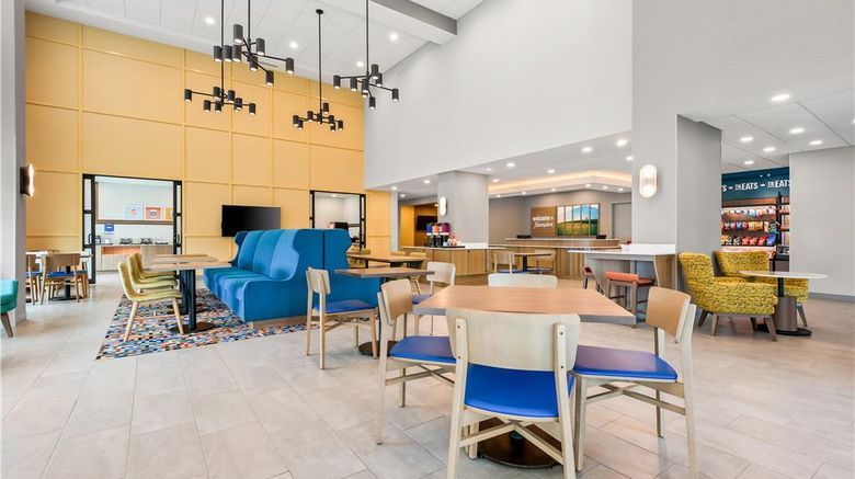 <b>Hampton Inn and Suites Intercou Restaurant</b>. Images powered by <a href="https://iceportal.shijigroup.com/" title="IcePortal" target="_blank">IcePortal</a>.