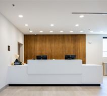 Tru by Hilton Kalamazoo Lobby