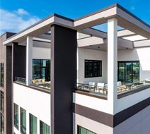 Embassy Suites CHA DT Exterior