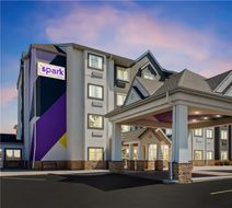 Spark by Hilton Rochester South Exterior