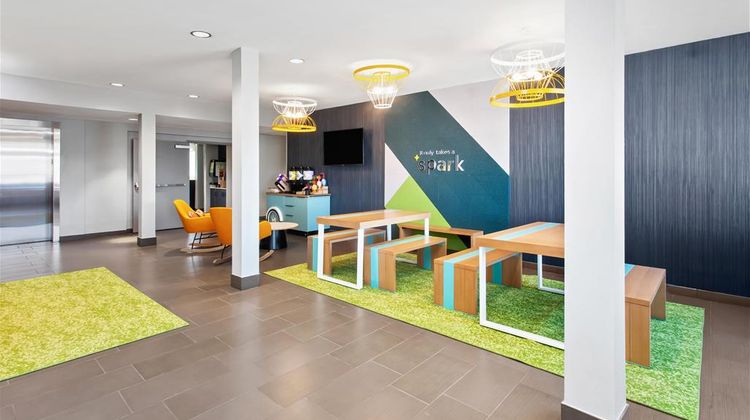 Spark by Hilton Rochester South Lobby