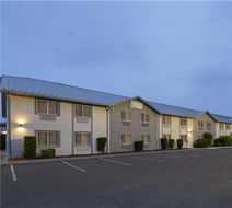 Spark by Hilton West Coxsackie Exterior
