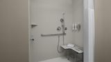 Hampton Inn & Suites by Hilton Long Isla Room