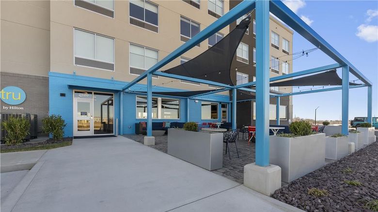 <b>Tru by Hilton Cape Girardeau Exterior</b>. Images powered by <a href="https://iceportal.shijigroup.com/" title="IcePortal" target="_blank">IcePortal</a>.