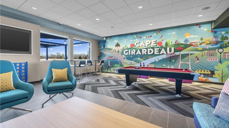 <b>Tru by Hilton Cape Girardeau Lobby</b>. Images powered by <a href="https://iceportal.shijigroup.com/" title="IcePortal" target="_blank">IcePortal</a>.