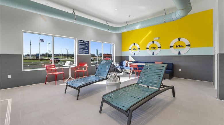 <b>Tru by Hilton Cape Girardeau Pool</b>. Images powered by <a href="https://iceportal.shijigroup.com/" title="IcePortal" target="_blank">IcePortal</a>.