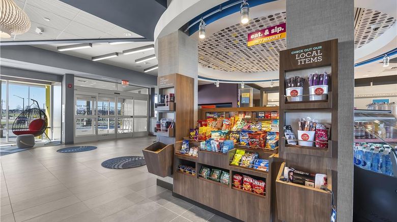 <b>Tru by Hilton Cape Girardeau Restaurant</b>. Images powered by <a href="https://iceportal.shijigroup.com/" title="IcePortal" target="_blank">IcePortal</a>.