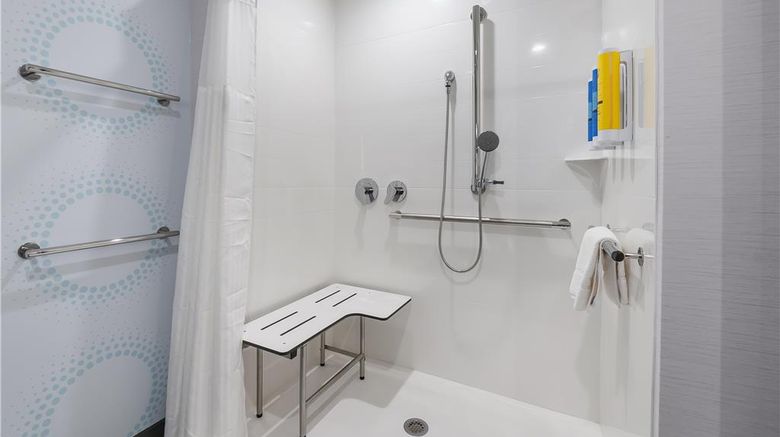 <b>Tru by Hilton Cape Girardeau Room</b>. Images powered by <a href="https://iceportal.shijigroup.com/" title="IcePortal" target="_blank">IcePortal</a>.