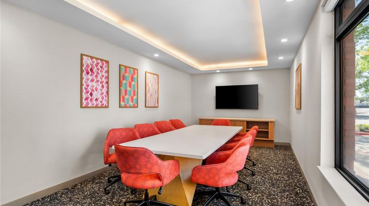 Hampton Inn by Hilton Addison Dallas Meeting