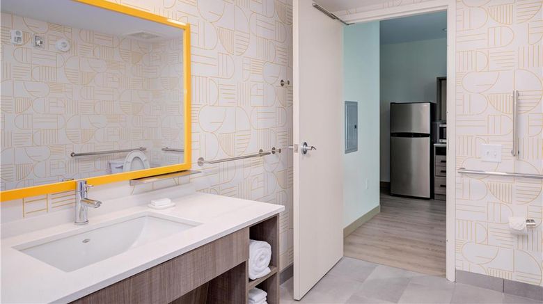 <b>Home2 Suites by Hilton Smithfield Selma Room</b>. Images powered by <a href="https://iceportal.shijigroup.com/" title="IcePortal" target="_blank">IcePortal</a>.