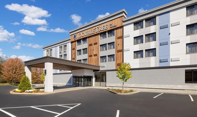 DoubleTree by Hilton Concord Downtown Exterior