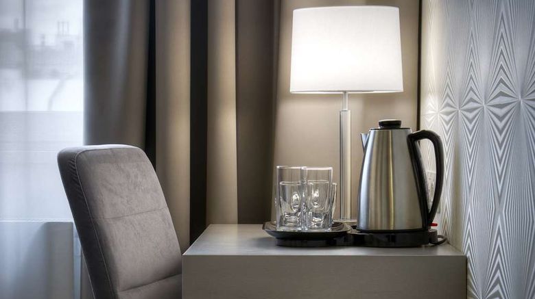 <b>Hotel Essence Suite</b>. Images powered by <a href="https://iceportal.shijigroup.com/" title="IcePortal" target="_blank">IcePortal</a>.