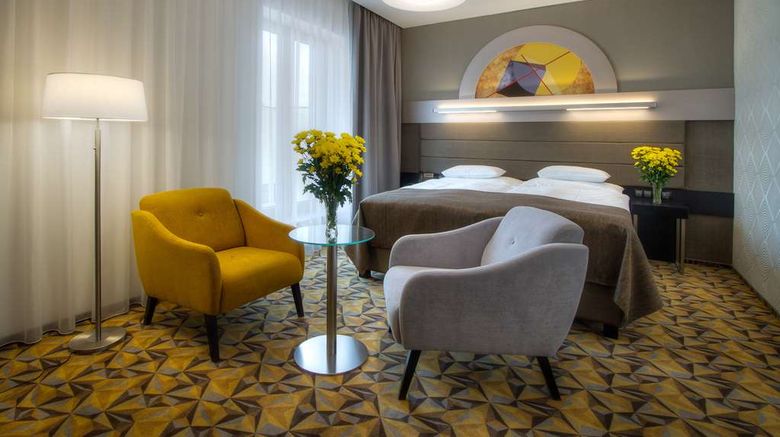 <b>Hotel Essence Room</b>. Images powered by <a href="https://iceportal.shijigroup.com/" title="IcePortal" target="_blank">IcePortal</a>.