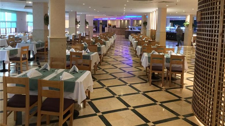 <b>Hurghada Long Beach Resort Restaurant</b>. Images powered by <a href="https://iceportal.shijigroup.com/" title="IcePortal" target="_blank">IcePortal</a>.