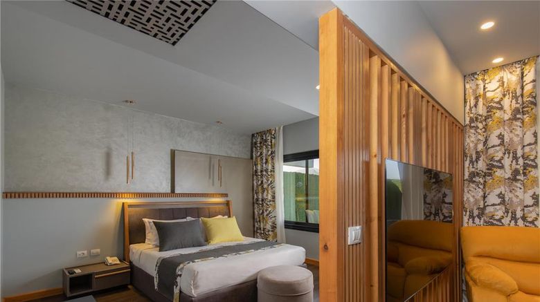 <b>Hurghada Long Beach Resort Room</b>. Images powered by <a href="https://iceportal.shijigroup.com/" title="IcePortal" target="_blank">IcePortal</a>.