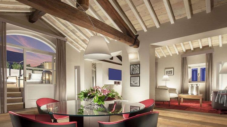 Palazzo Scanderbeg Room