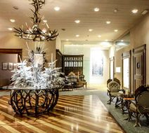 Royal Golf Hotel Lobby