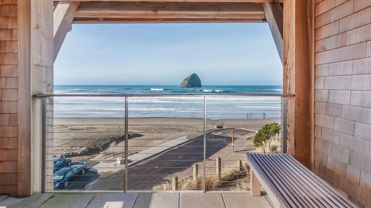Headlands Coastal Lodge & Spa Room