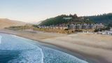 Headlands Coastal Lodge & Spa Beach