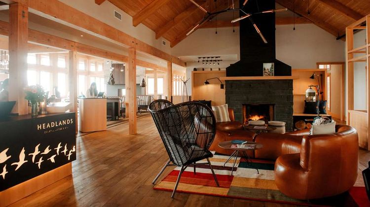 Headlands Coastal Lodge & Spa Lobby