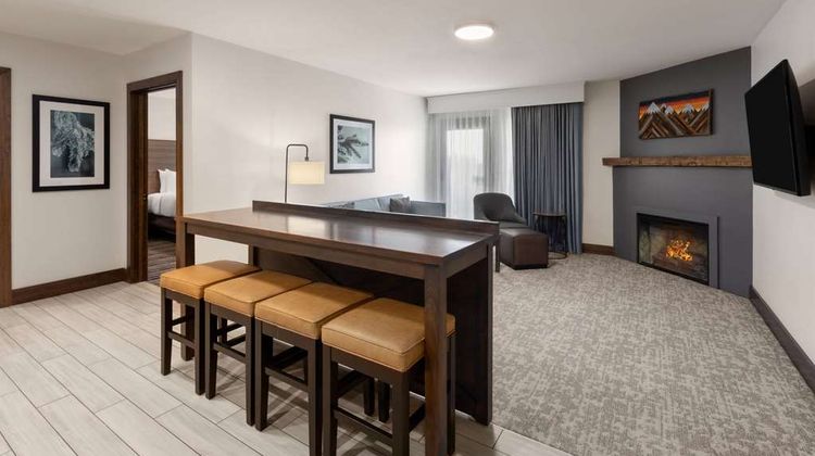 Corduroy Inn and Lodge Room