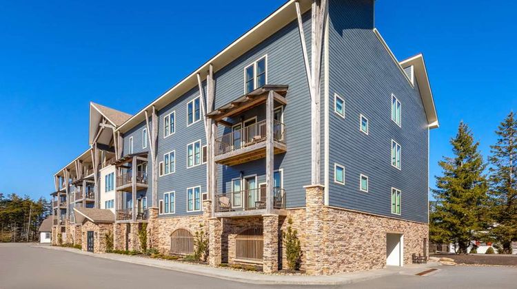 Corduroy Inn and Lodge Exterior