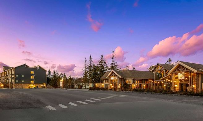 Corduroy Inn and Lodge Exterior