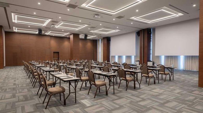 <b>Radisson Blu Hotel, Ankara Cankaya Meeting</b>. Images powered by <a href="https://iceportal.shijigroup.com/" title="IcePortal" target="_blank">IcePortal</a>.