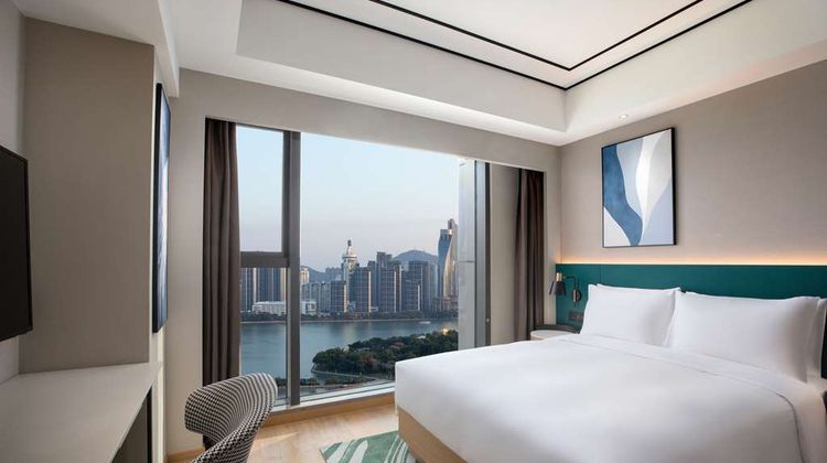 Hilton Garden Inn Xiamen Bailuzhou Park Room