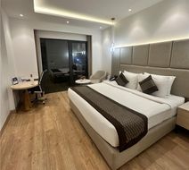 Best Western AH1 Amritsar Room