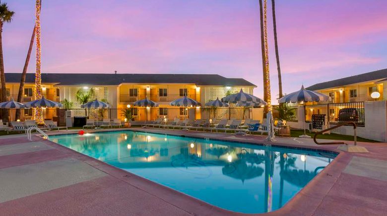 <b>The Kennedy Tucson, SureStay by BW Pool</b>. Images powered by <a href="https://iceportal.shijigroup.com/" title="IcePortal" target="_blank">IcePortal</a>.