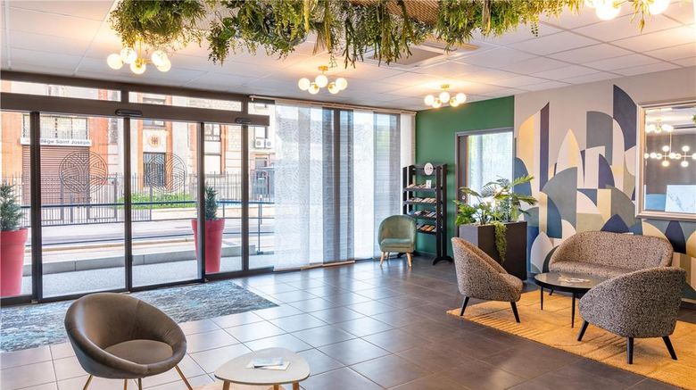 <b>Best Western Hotel Fontaine Argent Lobby</b>. Images powered by <a href="https://iceportal.shijigroup.com/" title="IcePortal" target="_blank">IcePortal</a>.