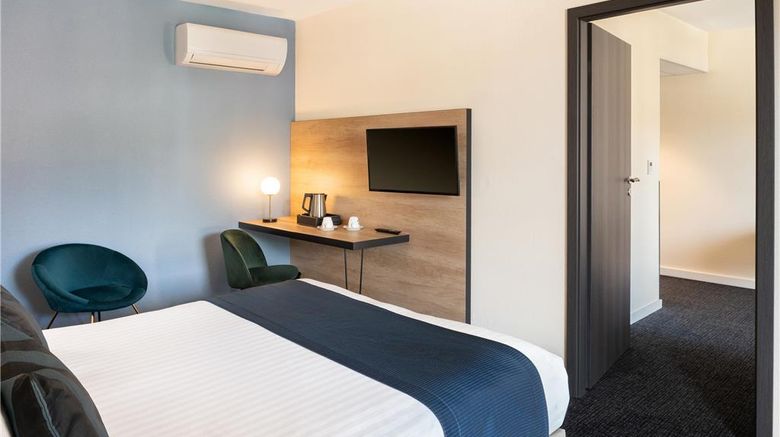 <b>Best Western Hotel Fontaine Argent Suite</b>. Images powered by <a href="https://iceportal.shijigroup.com/" title="IcePortal" target="_blank">IcePortal</a>.