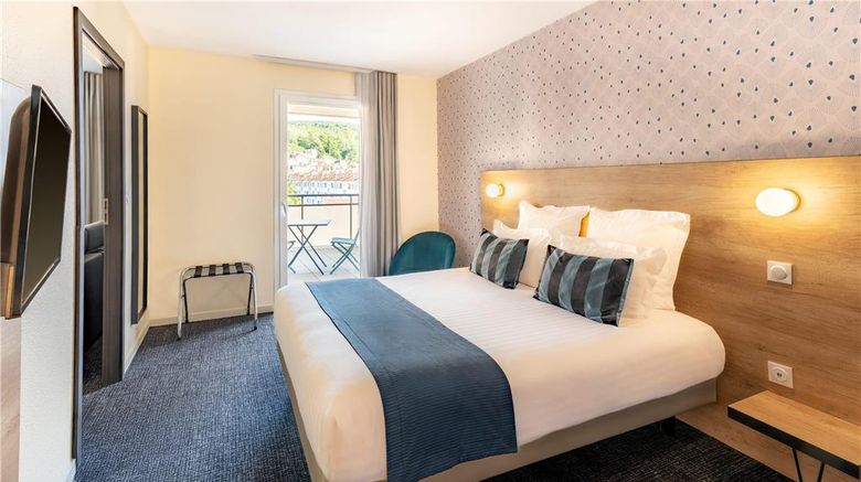 <b>Best Western Hotel Fontaine Argent Suite</b>. Images powered by <a href="https://iceportal.shijigroup.com/" title="IcePortal" target="_blank">IcePortal</a>.