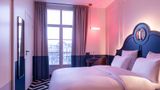 Labe Hotel Room