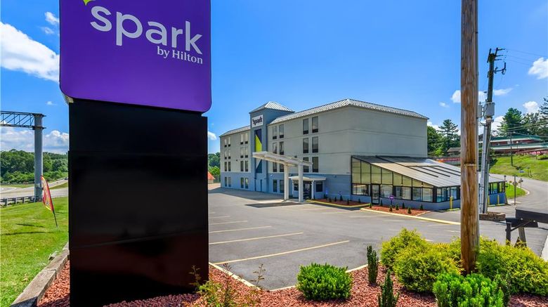 <b>Spark by Hilton Wytheville East Main Str Exterior</b>. Images powered by <a href="https://iceportal.shijigroup.com/" title="IcePortal" target="_blank">IcePortal</a>.
