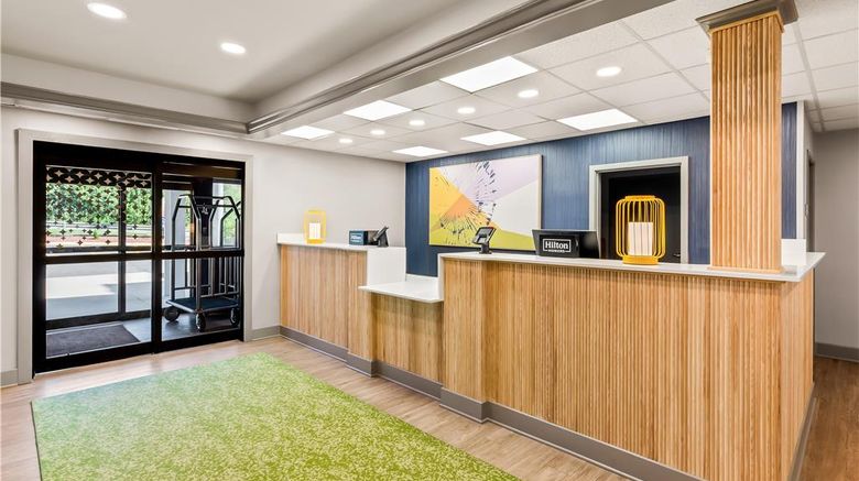 <b>Spark by Hilton Wytheville East Main Str Lobby</b>. Images powered by <a href="https://iceportal.shijigroup.com/" title="IcePortal" target="_blank">IcePortal</a>.