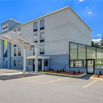 Spark by Hilton Wytheville East Main Str