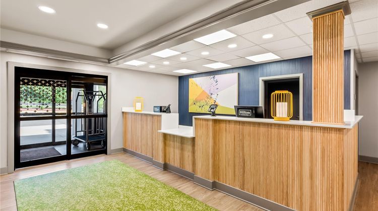 Spark by Hilton Wytheville East Main Str Lobby