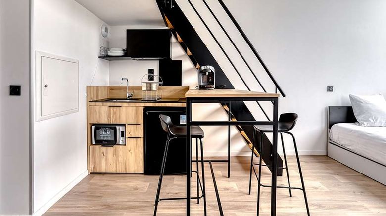 <b>Residences de Bougainville Room</b>. Images powered by <a href="https://iceportal.shijigroup.com/" title="IcePortal" target="_blank">IcePortal</a>.